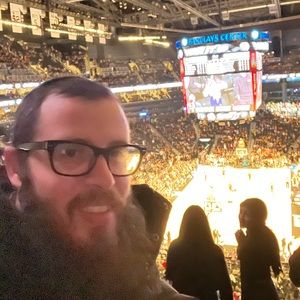 Meet your Posher, Uri